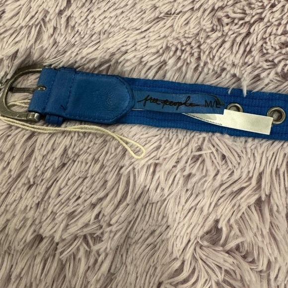 Free People
Avril Grommet Leather Woven Extra-Long Belt in Cobalt Blue M/ L - Picture 9 of 9